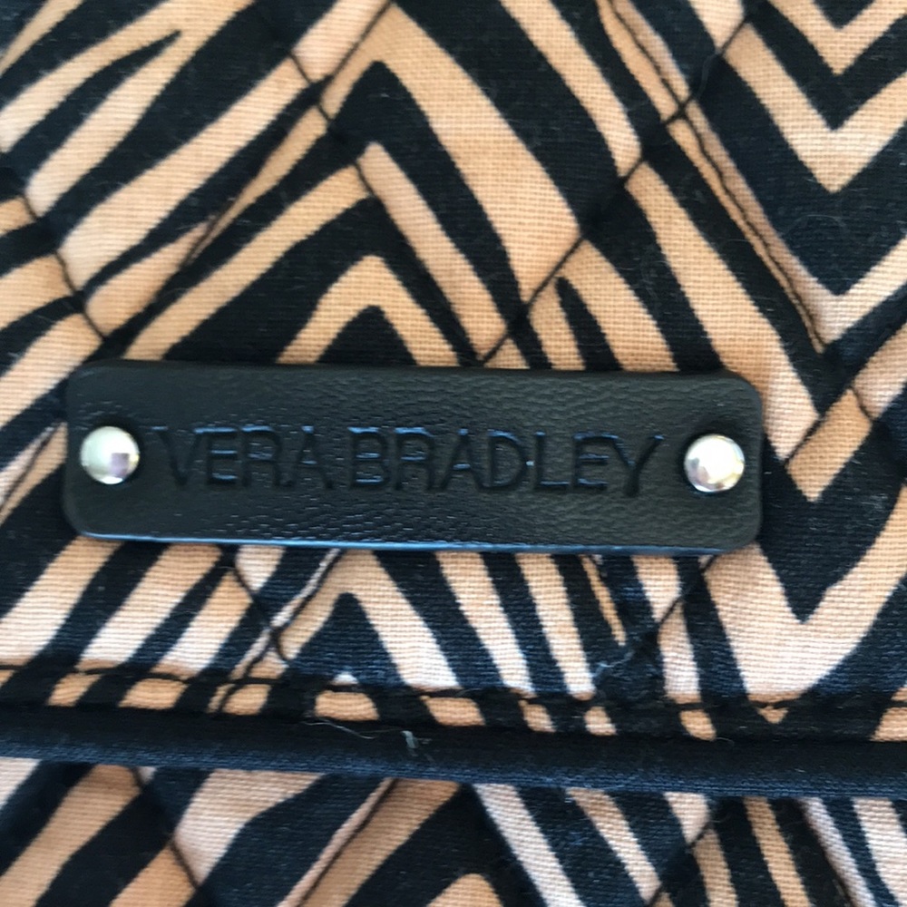 ❗️SALE❗️Vera Bradley Crossbody purse - Picture 2 of 7